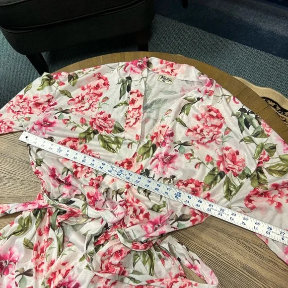 Open-Front Robe - Picture 8 of 14